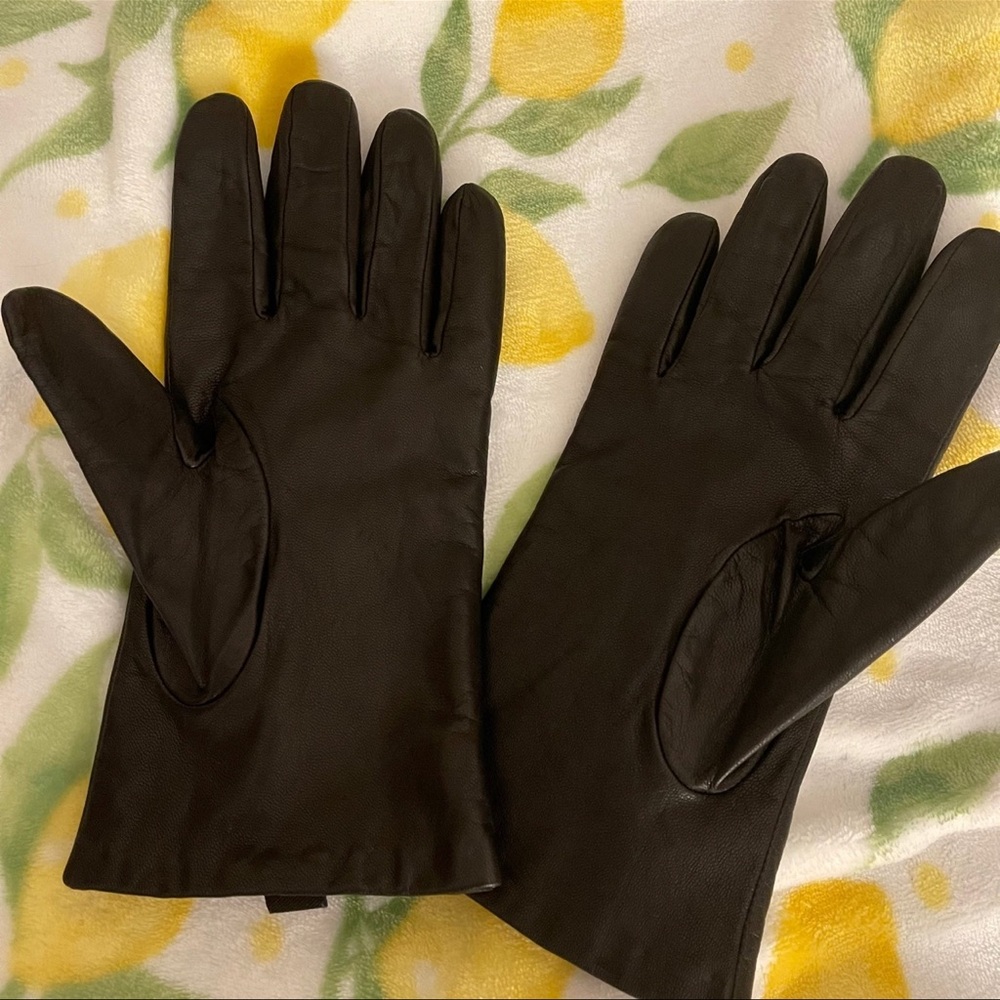 Grandoe Elegant Black Genuine Leather Gloves